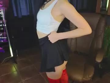 emmi_swon from Chaturbate