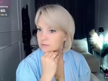 emmmam from Chaturbate