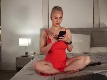 eseniyalove from Chaturbate