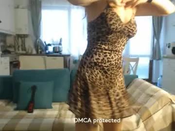Naked Room girlfrend10 
