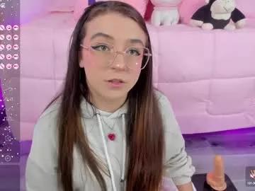 hannacutegod from Chaturbate