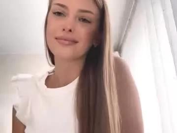 heart_petal from Chaturbate