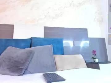 Naked Room hilary_glen 