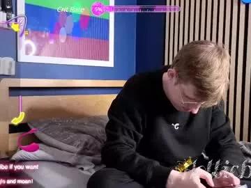 hottiebb95 from Chaturbate