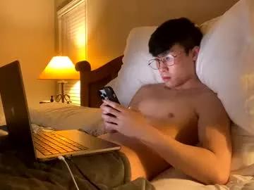 Naked Room hottiewithabody101 