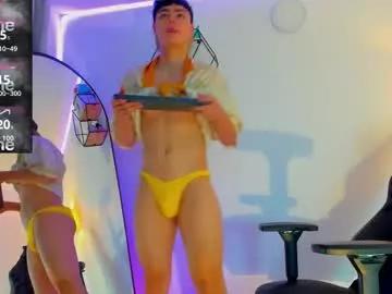 im_juaniito from Chaturbate