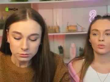 Naked Room isla_dior 