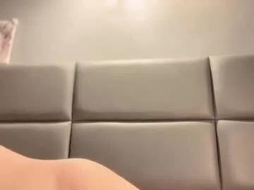 Naked Room jacolandia 