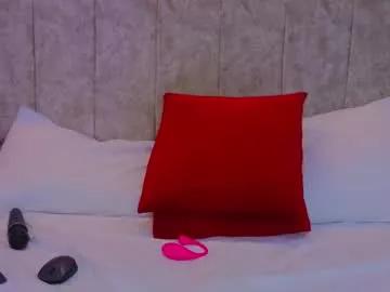 laiamilf from Chaturbate