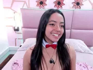 laraa_rous from Chaturbate