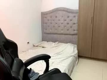 laura_d23 from Chaturbate