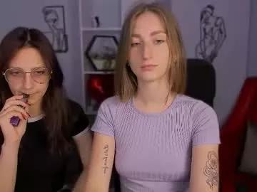laura_queen_ from Chaturbate