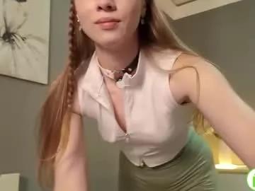 lia_flores from Chaturbate