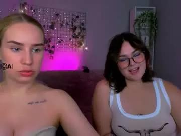 lia_make_love from Chaturbate