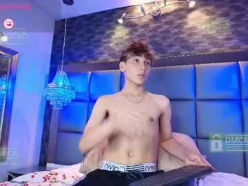 liaml_18_ from Chaturbate