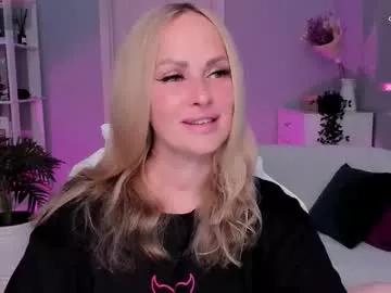 libby_nora from Chaturbate