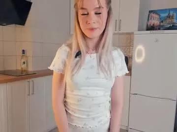 litttle_ladyy from Chaturbate
