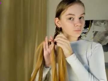 Naked Room lovelygracee 