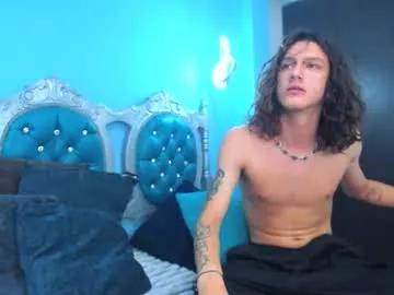 luaus18 from Chaturbate