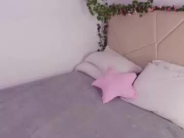 lyly_loveyou from Chaturbate