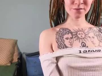 madalynchaco from Chaturbate