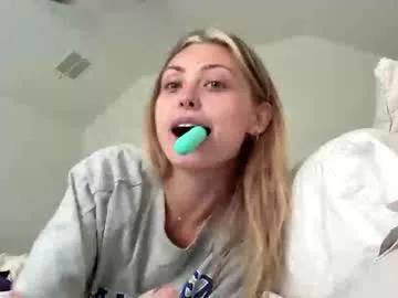 Naked Room madirose69 