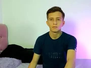 Naked Room mae_nathan 