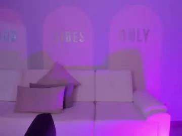 maiacollins from Chaturbate