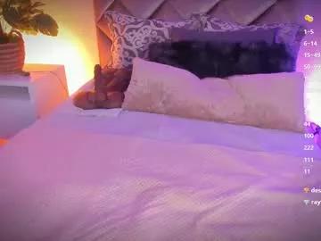 Naked Room malaia_hills 