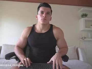 Naked Room maximohoot 