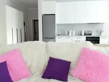 Naked Room mila_killa 
