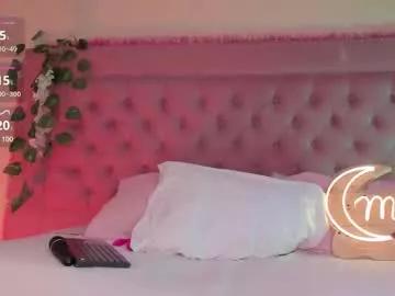 mili_moon_ from Chaturbate