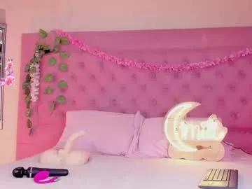 mili_moon_ from Chaturbate