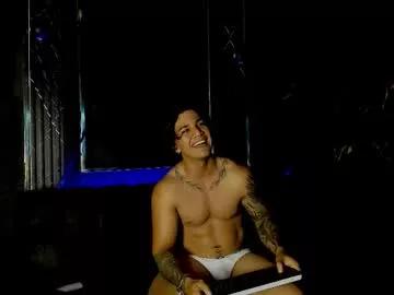 mr_maximo from Chaturbate