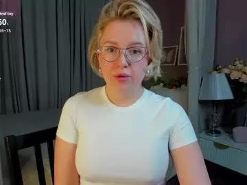 nikki_kai from Chaturbate