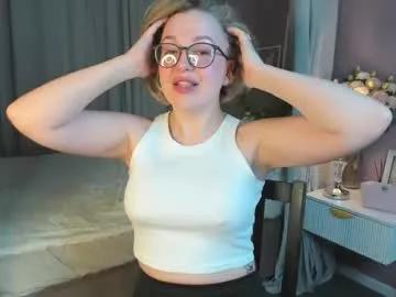 nikki_kai from Chaturbate