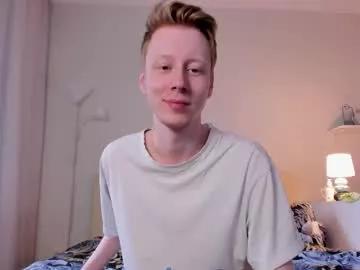 Naked Room omg_pie 