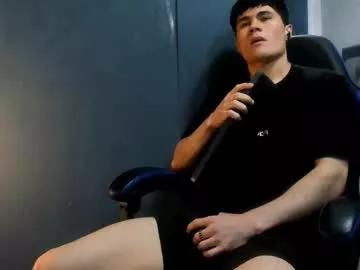 roan_birkin from Chaturbate