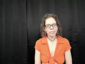 saradesirexo from Chaturbate