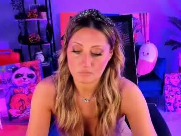 sarahholly from Chaturbate