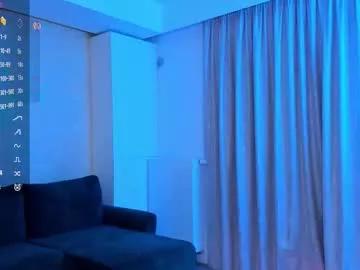 Naked Room siennastarrr 