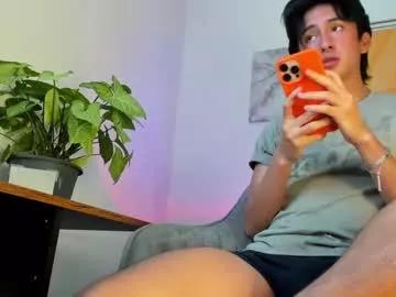 sweettaaron from Chaturbate