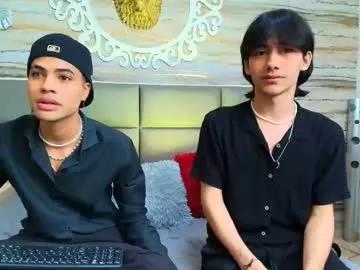 twinslovers_ from Chaturbate