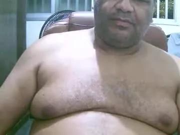 ulmo_br from Chaturbate