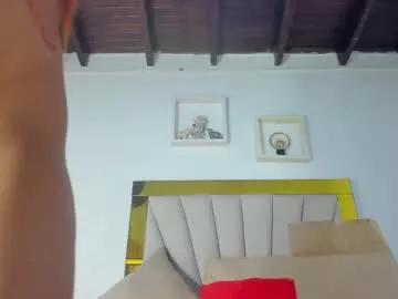 vahiolet_fuentes from Chaturbate