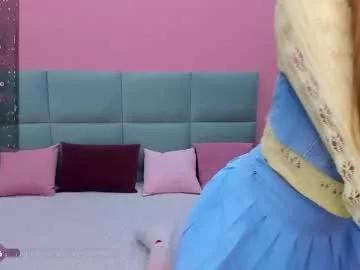 Naked Room vanillakelly 