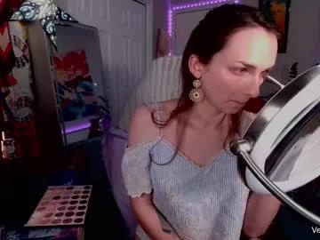 veeweatherbee from Chaturbate
