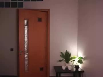 zara_shine from Chaturbate