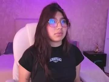 zoe_capelli from Chaturbate