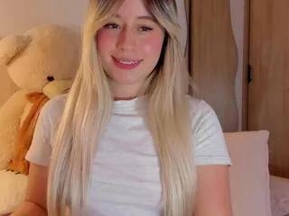 amy_blondes from Flirt4Free